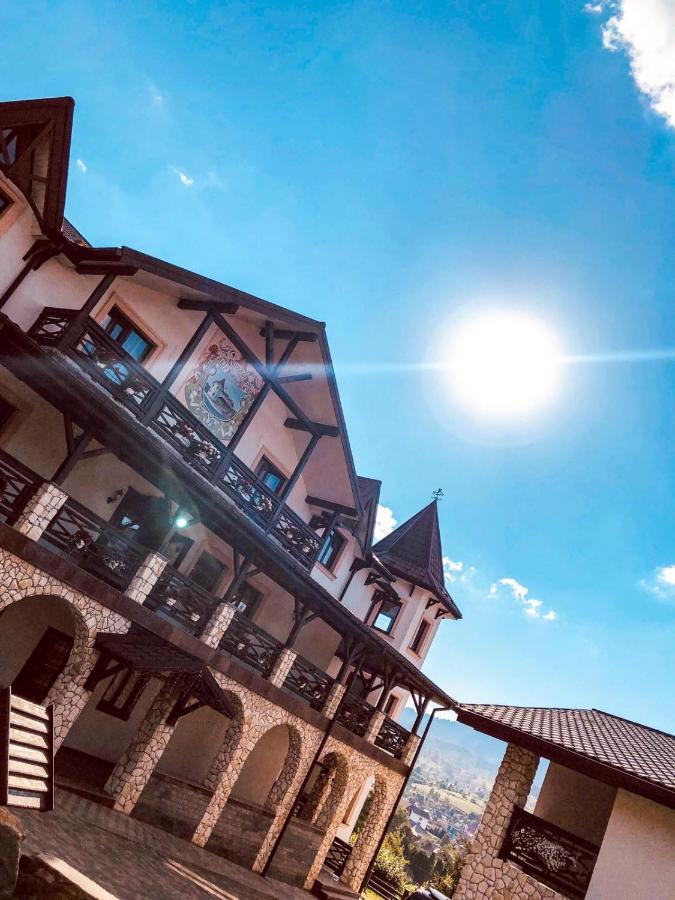 Hotel Complex Dvir Kniazhoiy Korony Slavsko Exterior foto